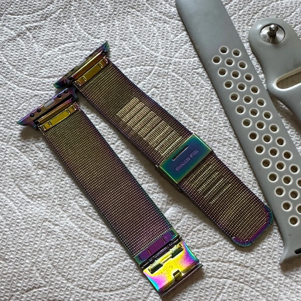 Gray and Iridescent Watch Bands Apple Watch 1
